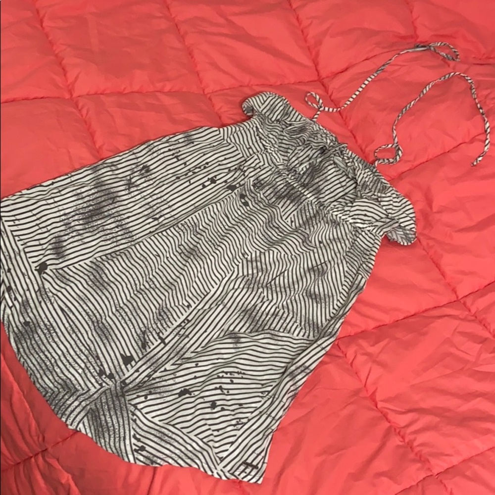 Super cute dress!